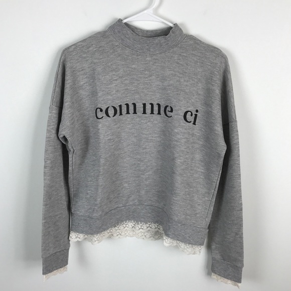Forever 21 Sweaters - Forever 21  Gray Sweater With Lace Long Sleeve Accents Comme Ci